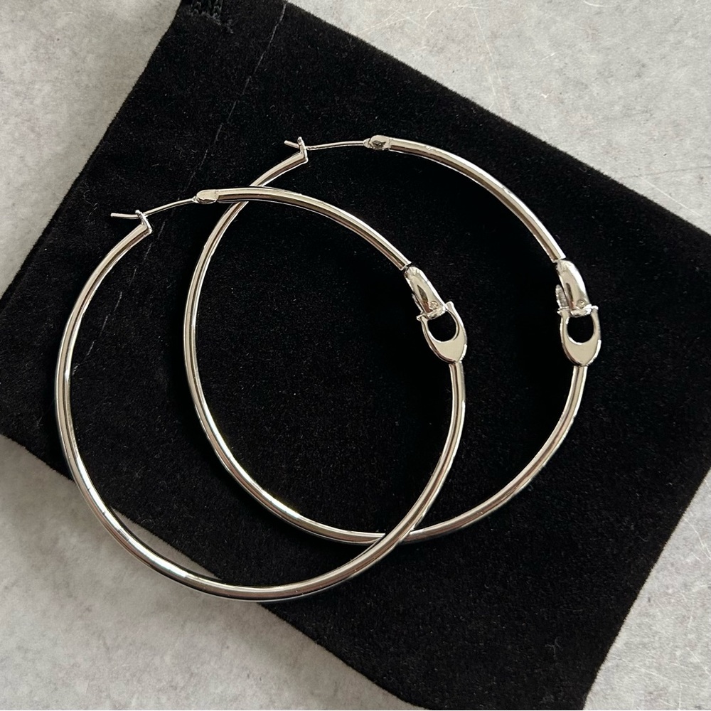 COACH Interlocking Signature C Large Hoop Earrings, Silver NWOT - Picture 4 of 7